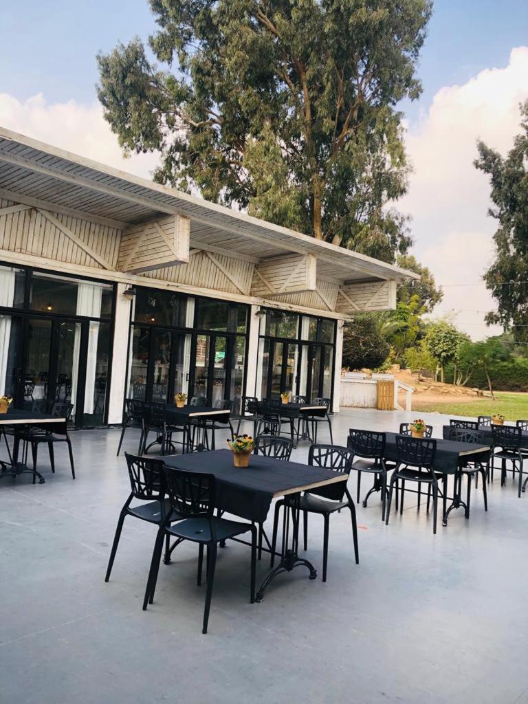 Eretz Zeelim Hotel Tze'elim Exterior photo