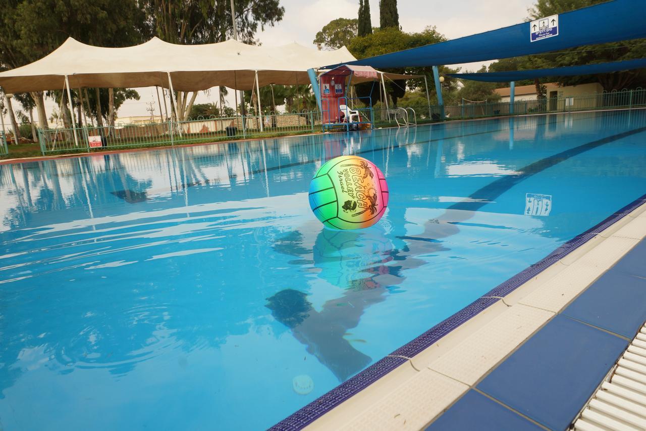 Eretz Zeelim Hotel Tze'elim Exterior photo